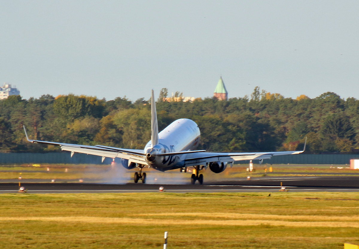 Flybe, ERJ-175-200STD, G-FBJG, TXL, 12.10.2019