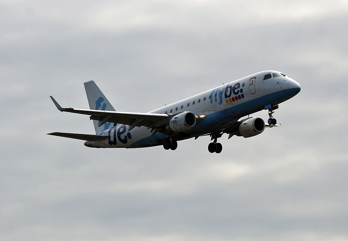 Flybe, ERJ-175-200STD, G-FBJH, TXL, 12.09.2017