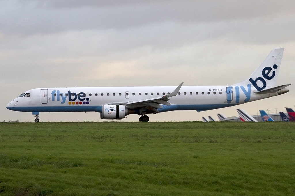 Flybe, G-FBEH, Embrear, ERJ-195LR, 23.10.2013, CDG, Paris, France




