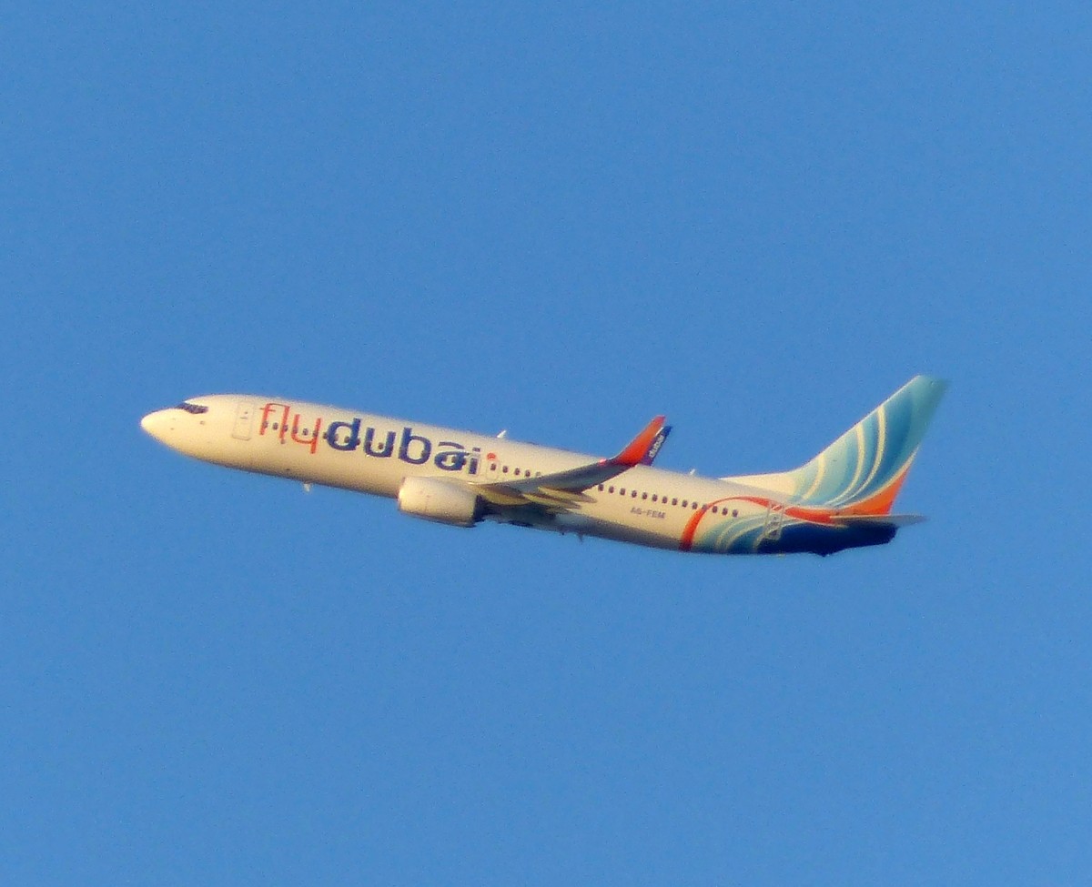 Flydubai, A6-FEM, Boeing 737-800, gestartet in Dubai (DXB), 6.12.2015