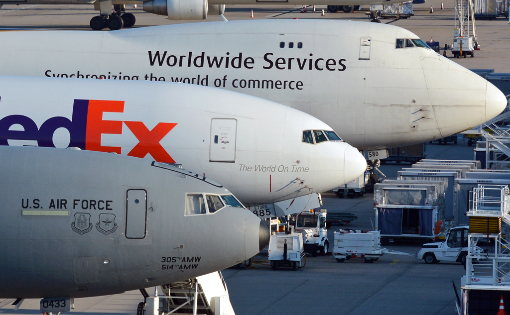 Frachter- Dicknasen  am Flughafen Köln/Bonn, MDD KC-10A Tanker, B 777-FS2 FedEx und B 747-428F UPS - 19.10.2014