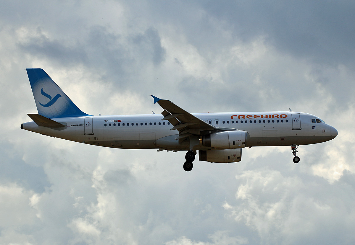Freebird, Airbus A 320-232,  TC-FHG, BER, 29.06.2025