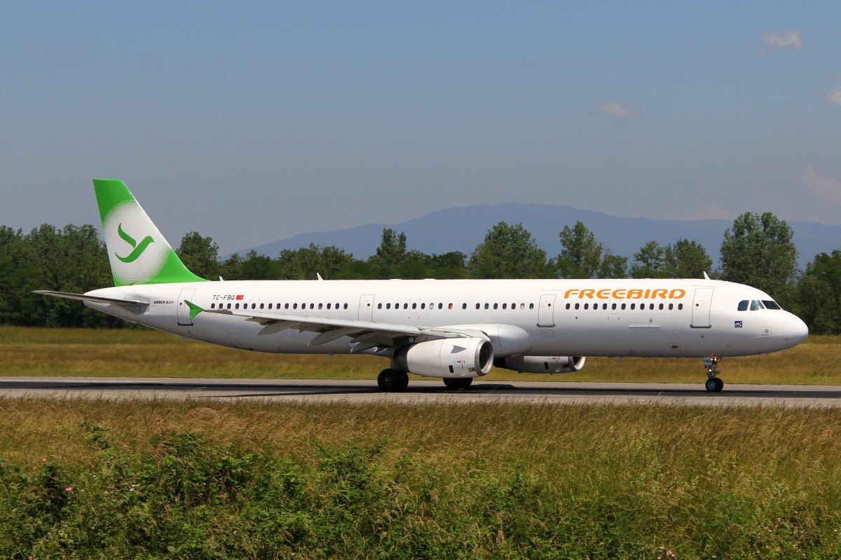 Freebird Airlines, TC-FBG, Airbus A321-131, 4.Juni 2015, BSL  Basel, Switzerland.
