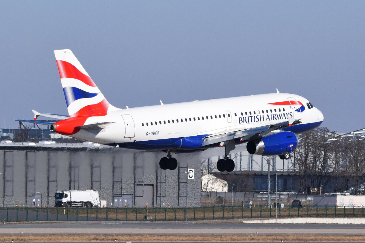 G-DBCB , British Airways , Airbus A319-131 , Berlin-Brandenburg  Willy Brandt  , BER , 13.03.2022 ,