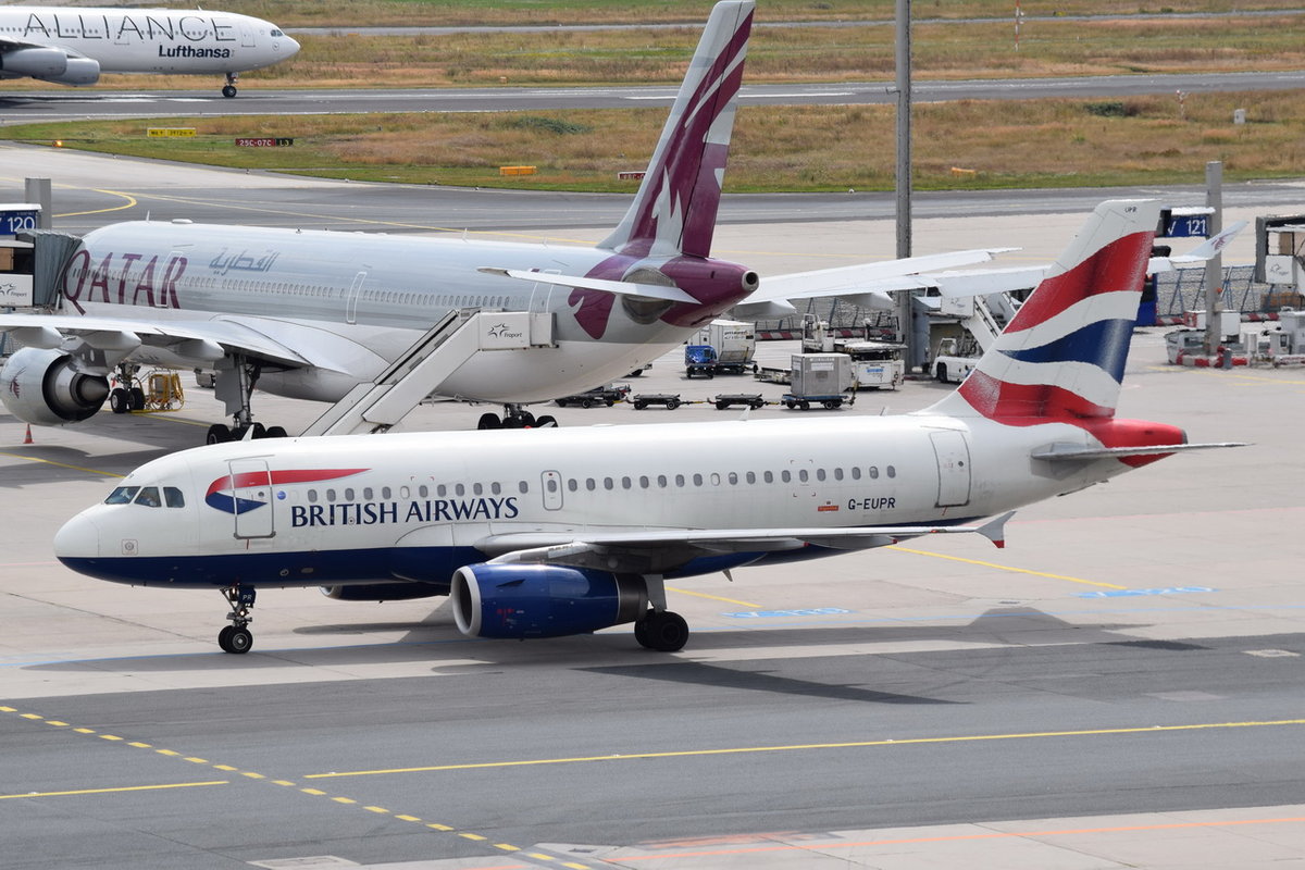 G-EUPR British Airways Airbus A319-131  zum Gate in Frankfurt am 01.08.2016