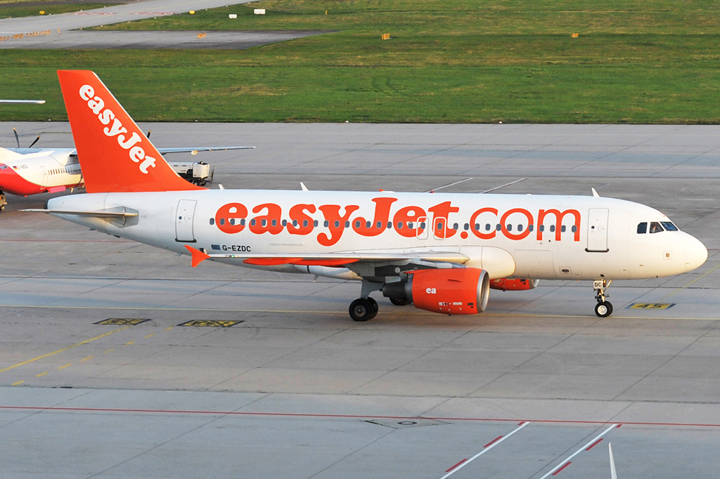 G-EZDC Airbus A319-111 08.09.2018