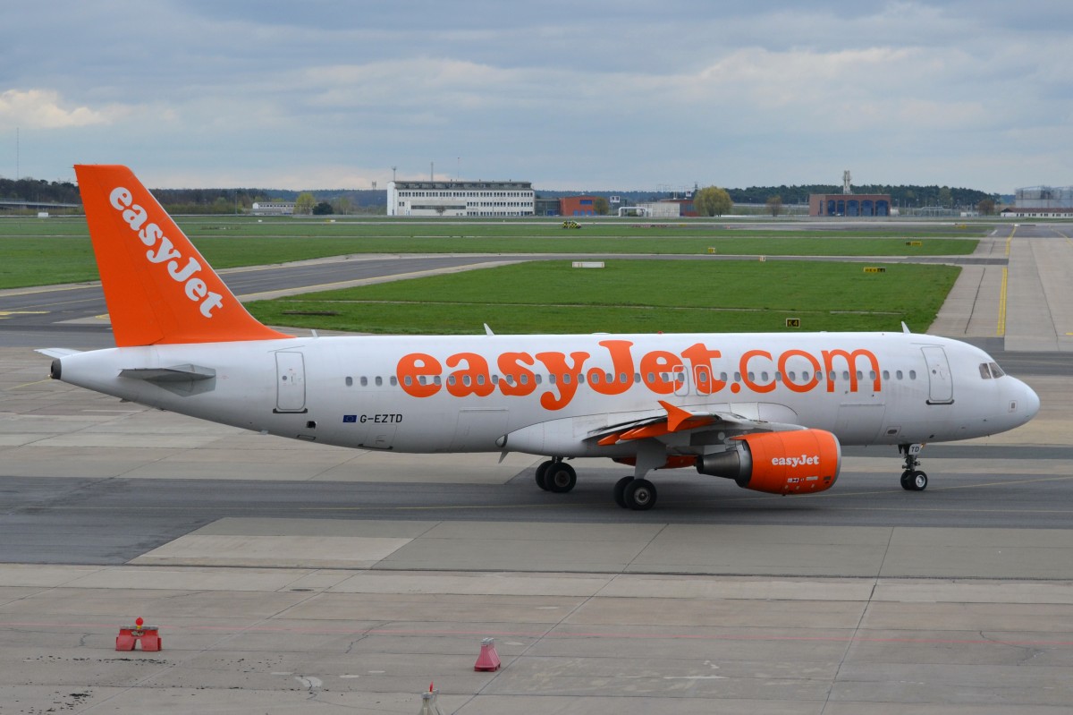 G-EZTD easyJet Airbus A320-214   in Schönefeld zum Start 10.04.2014