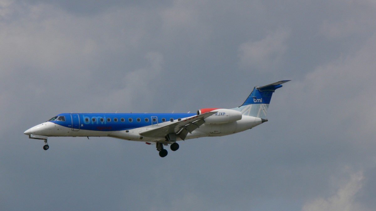 G- RJXP Embraer EMB-135ER (ERJ-135ER) von BMI Regional am 02.07.2011 in Frankfurt.