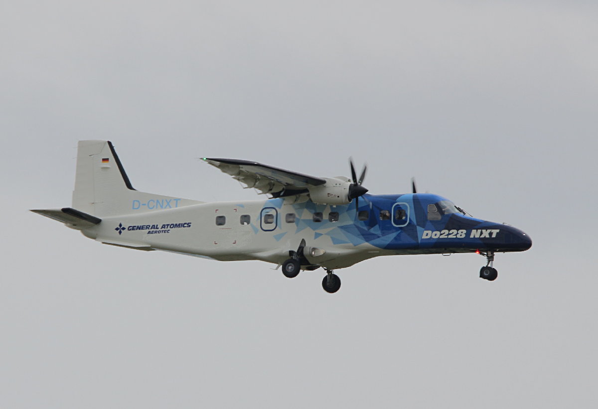 General Atomics AeroTec, Do-228-212 NXT, D-CNXT, BER (ILA), 09.06.2026