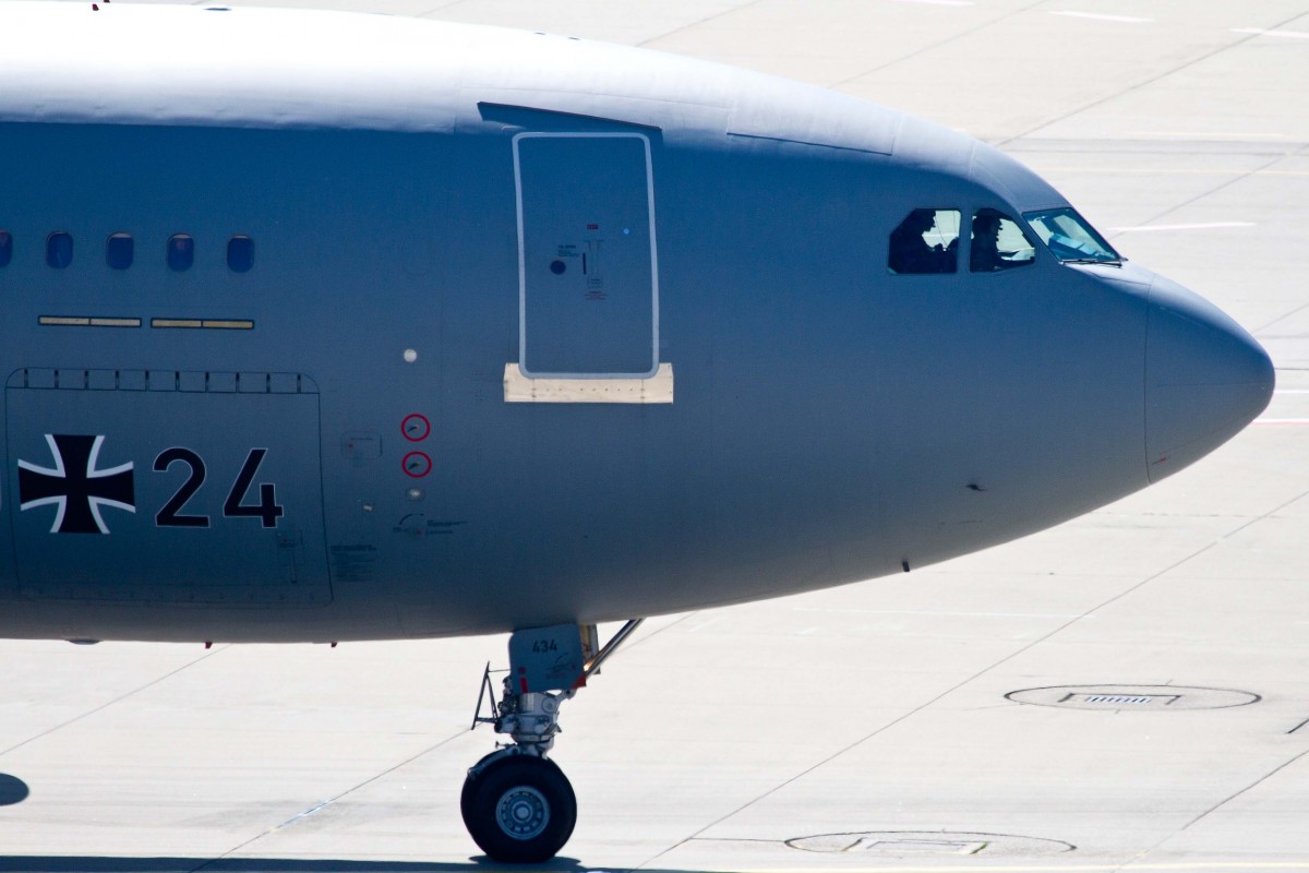 German Air Force (GAF), 10+24, Airbus, A 310-304 MRTT (Bug/Nose), 05.06.2015, CGN-EDDK, Köln-Bonn, Germany