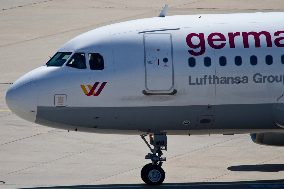 Germanwings (4U/GWI), D-AGWB, Airbus, A 319-132 (Bug/Nose ~ neue GW-Lkrg.), 05.06.2015, CGN-EDDK, Köln-Bonn, Germany