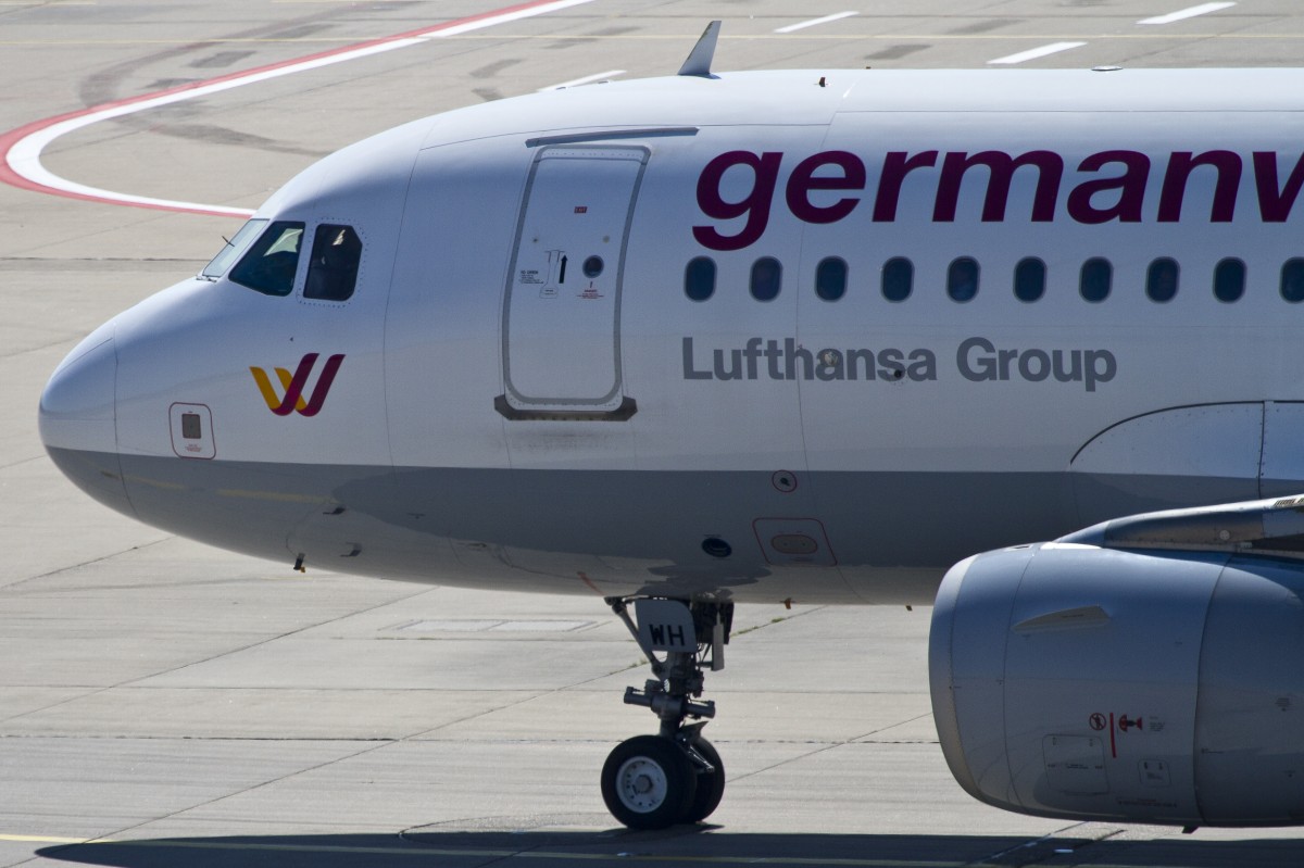Germanwings (4U/GWI), D-AGWK, Airbus, A 319-132 (Bug/Nose ~ neue GW-Lkrg.), 05.06.2015, CGN-EDDK, Köln-Bonn, Germany