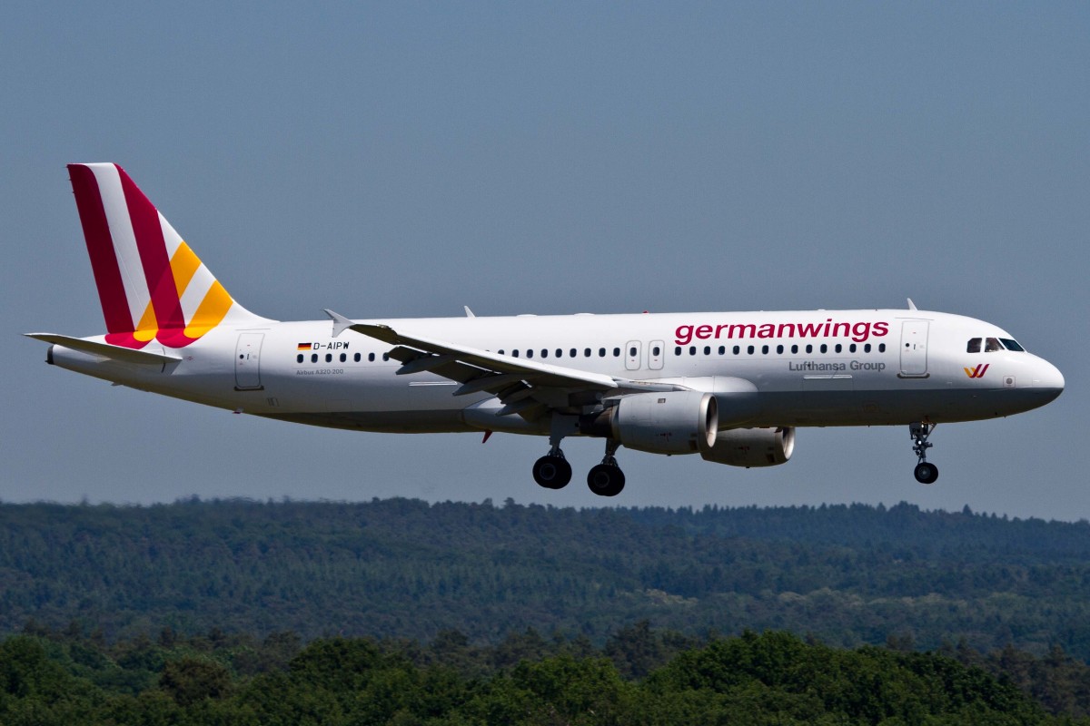Germanwings (4U/GWI), D-AIPW, Airbus, A 320-211 (neue GW-Lkrg.), 05.06.2015, CGN-EDDK, Köln-Bonn, Germany