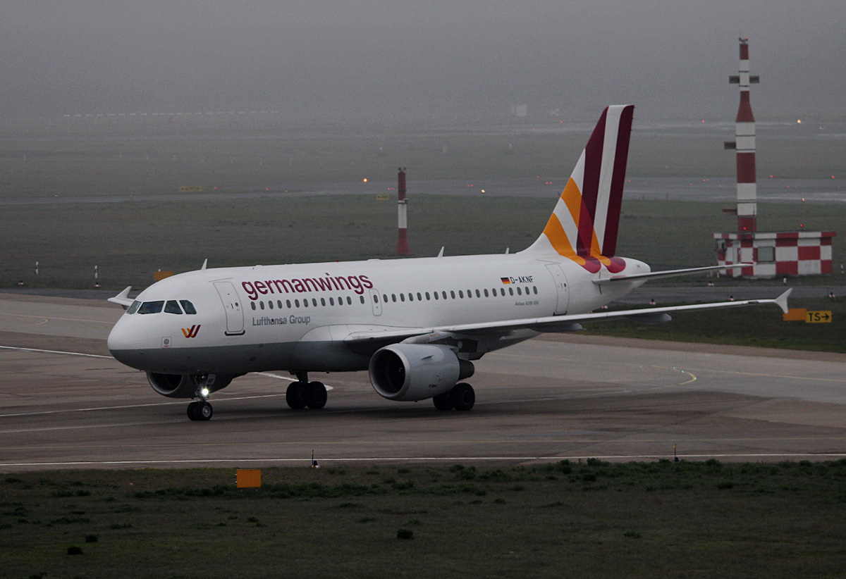Germanwings A 319-112 D-AKNF bei der Ankunft in Berlin-Tegel am 12.04.2014