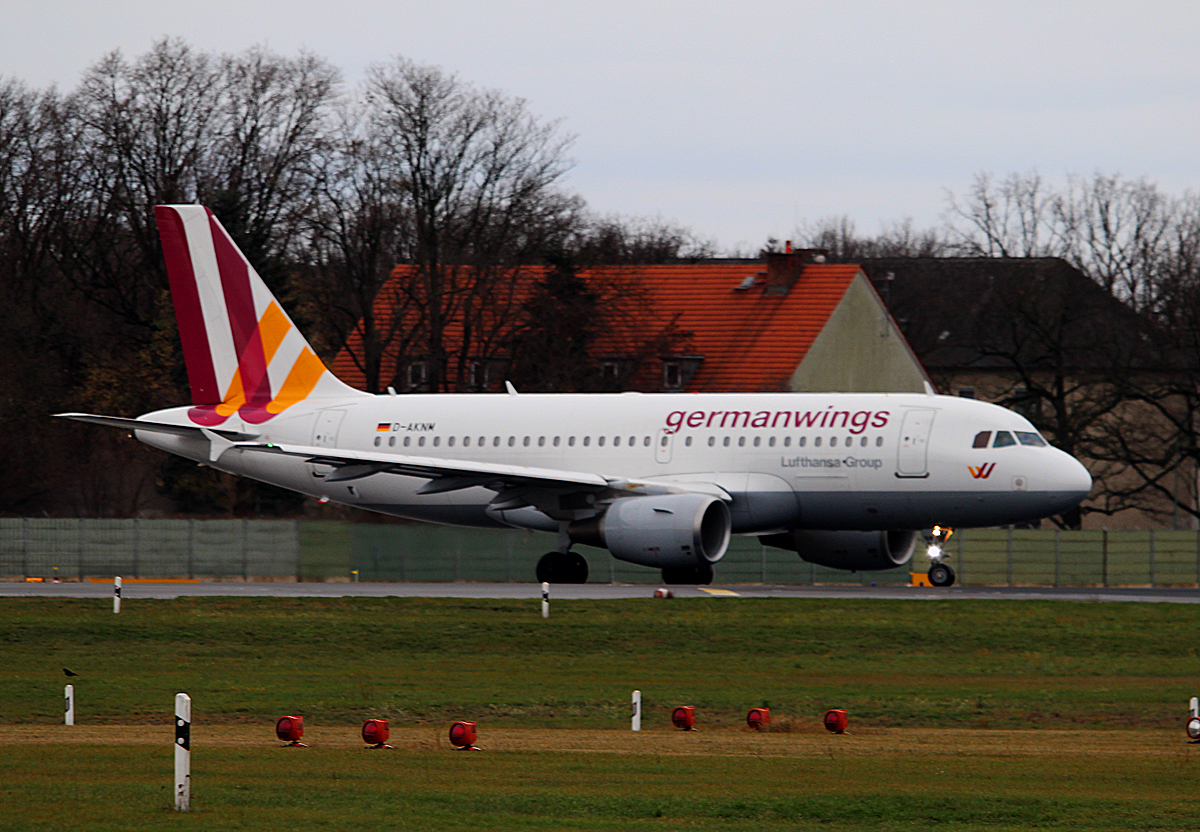 Germanwings A 319-112 D-AKNM kurz vor dem Start in Berlin-Tegel am 29.11.2015