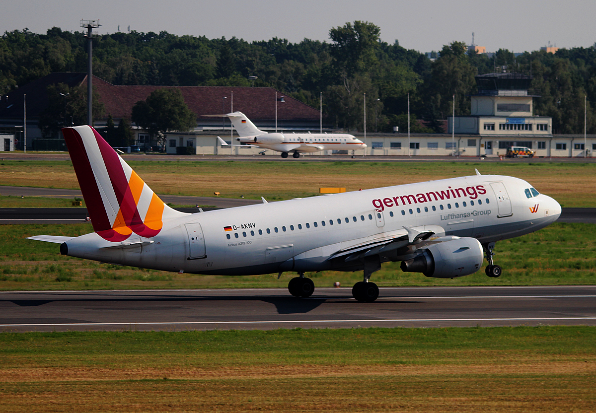 Germanwings A 319-112 D-AKNV beim Start in Berlin-Tegel am 11.07.2014