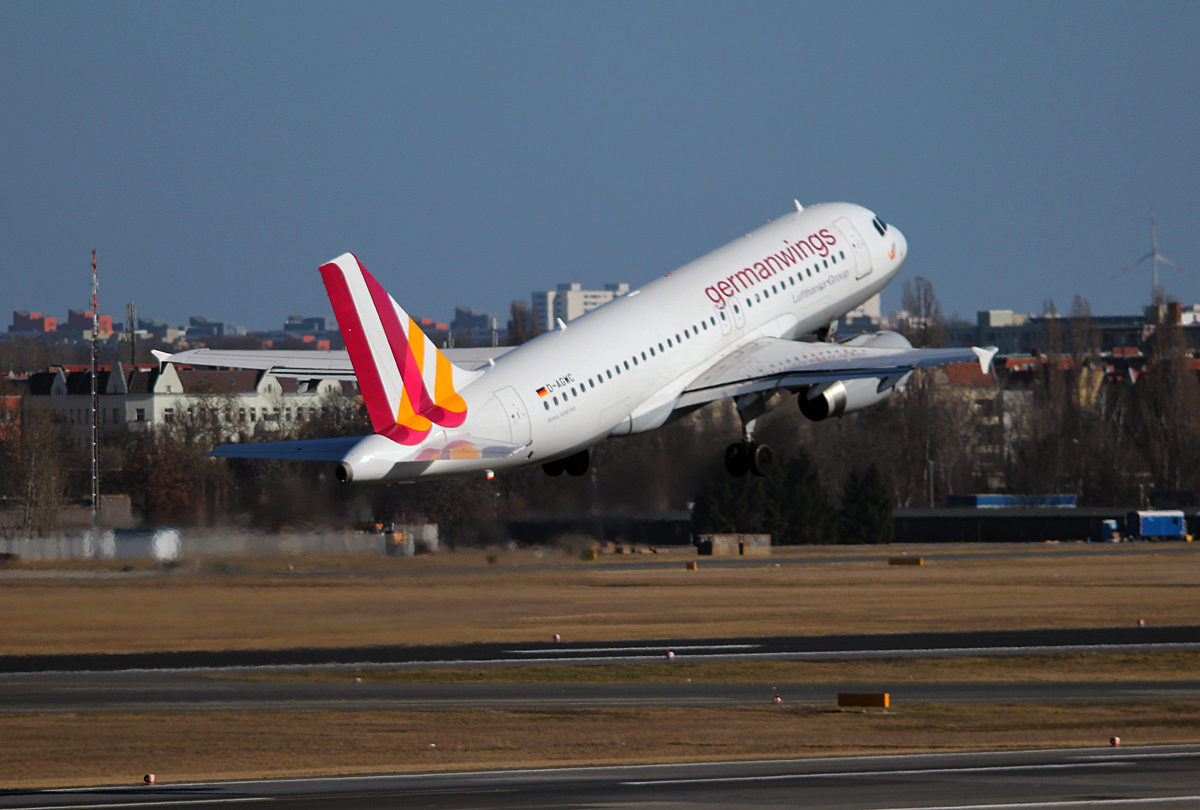 Germanwings A 319-132 D-AGWC beim Start in Berlin-Tegel am 08.03.2014