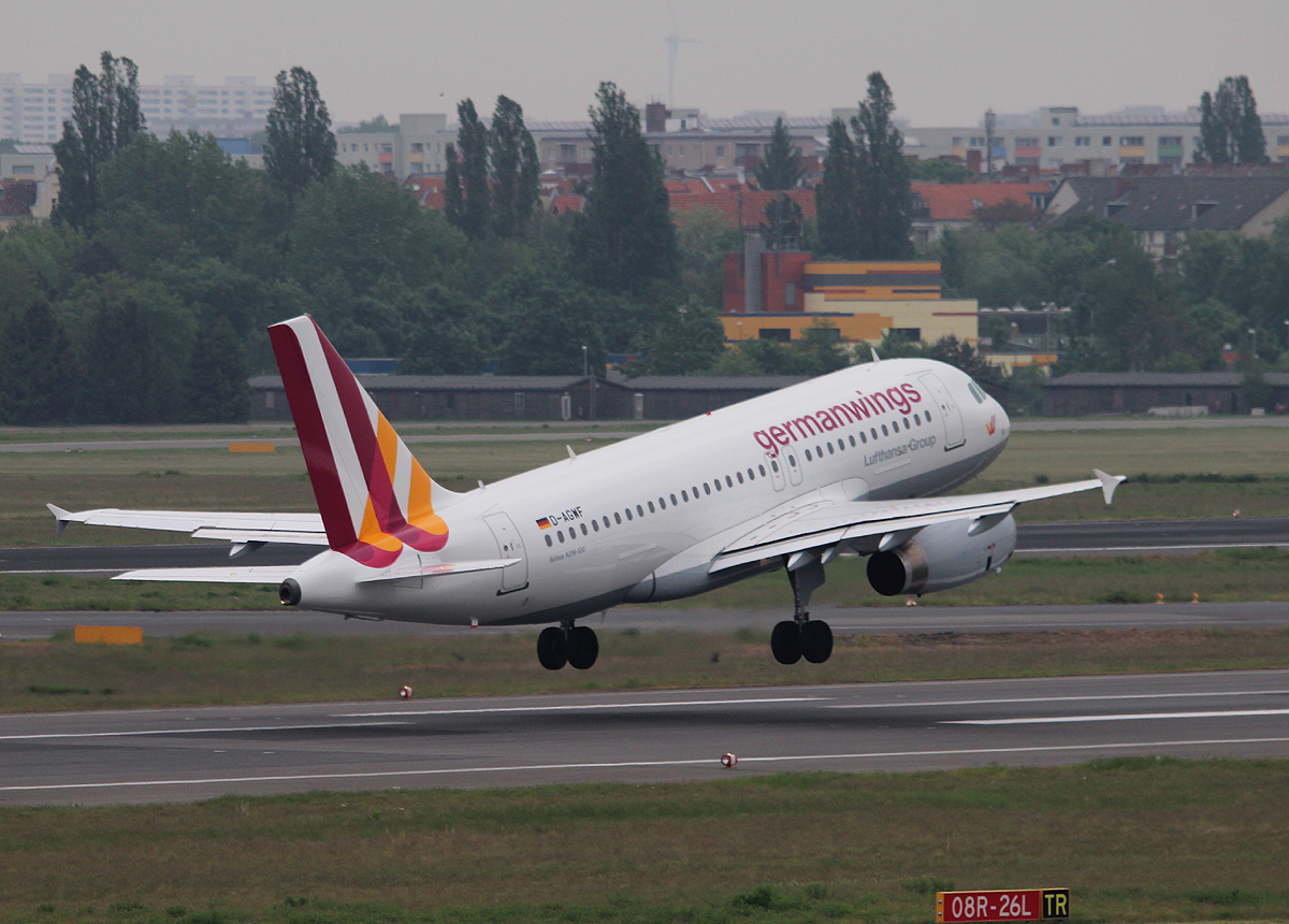 Germanwings A 319-132 D-AGWF beim Start in Berlin-Tegel am 18.05.2013