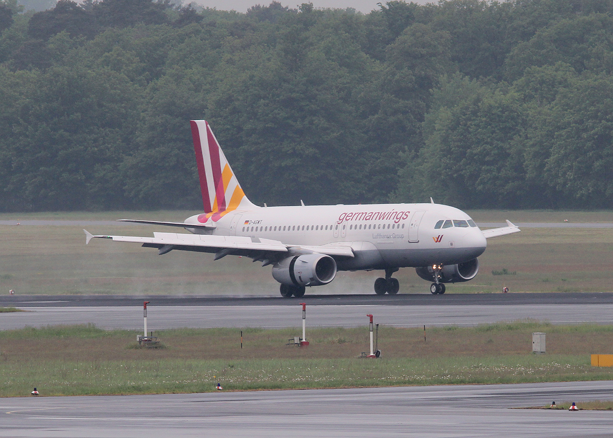 Germanwings A 319-132 D-AGWT nach der Landung in Berlin-Tegel am 18.05.2013