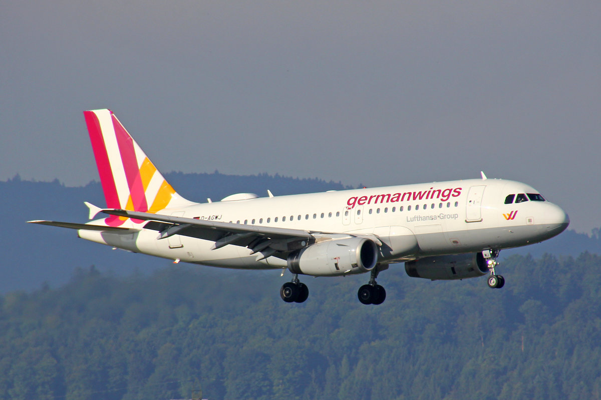 Germanwings, D-AGWJ, Airbus A319-132, msn: 3375, 29.Juli 2017, ZRH Zürich, Switzerland.