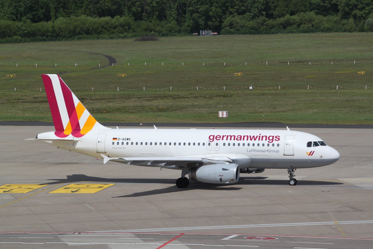 Germanwings, D-AGWK, Airbus A319-132, CGN/EDDK, Köln-Bonn, rollt zum Start nach Venedig (VCE), 15.05.2016