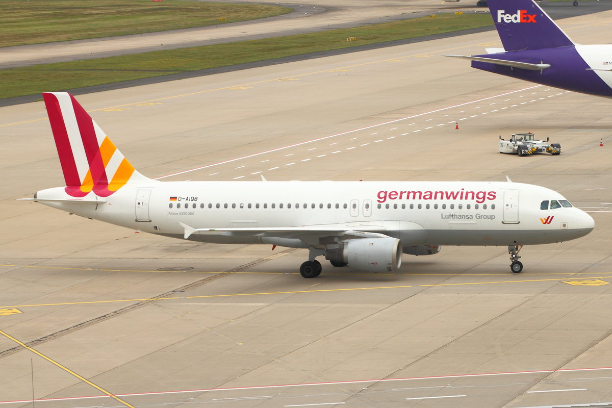 Germanwings, D-AIQB, Airbus A320-211. Köln-Bonn (CGN/EDDK) am 16.07.2017.
