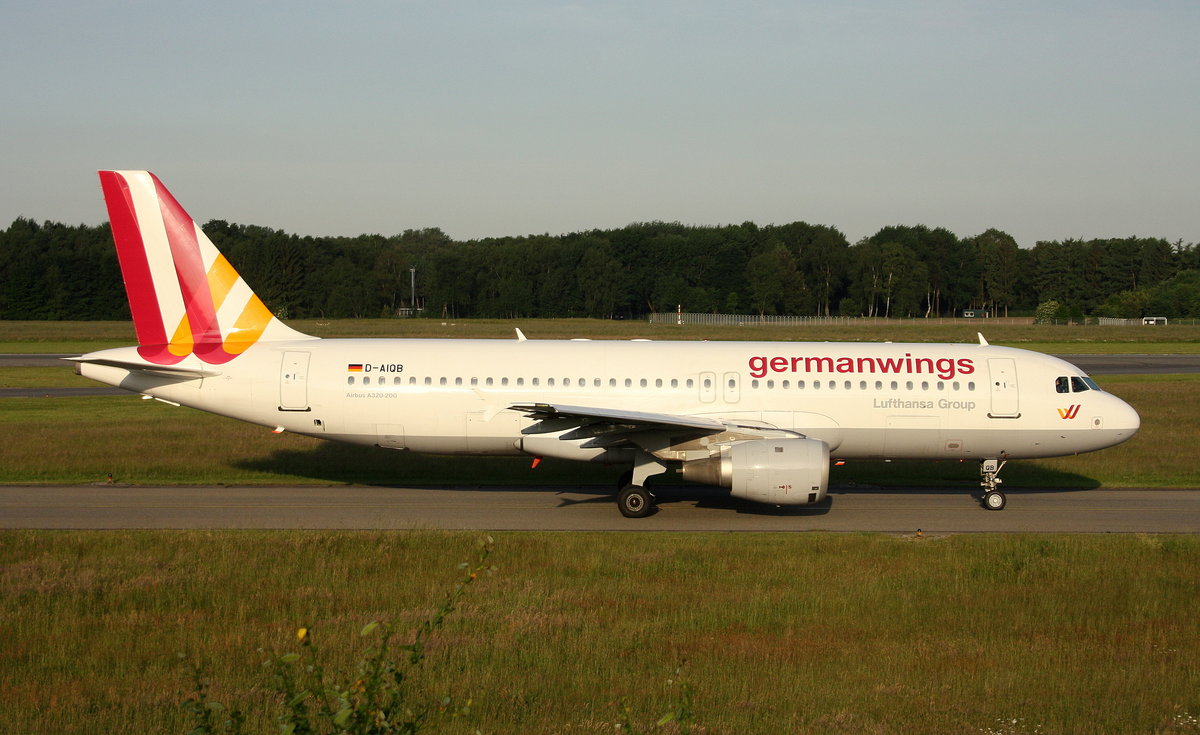 Germanwings, D-AIQB,MSN 200,Airbus A 320-211,11.06.2017, HAM-EDDH, Hamburg, Germany 