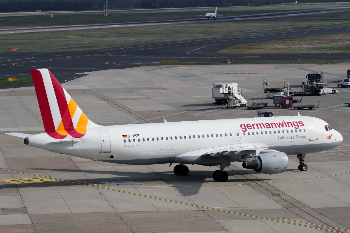 Germanwings, D-AIQF, Airbus, A 320-211 (neue GW-Lkrg.), 03.04.2015, DUS-EDDL, Düsseldorf, Germany