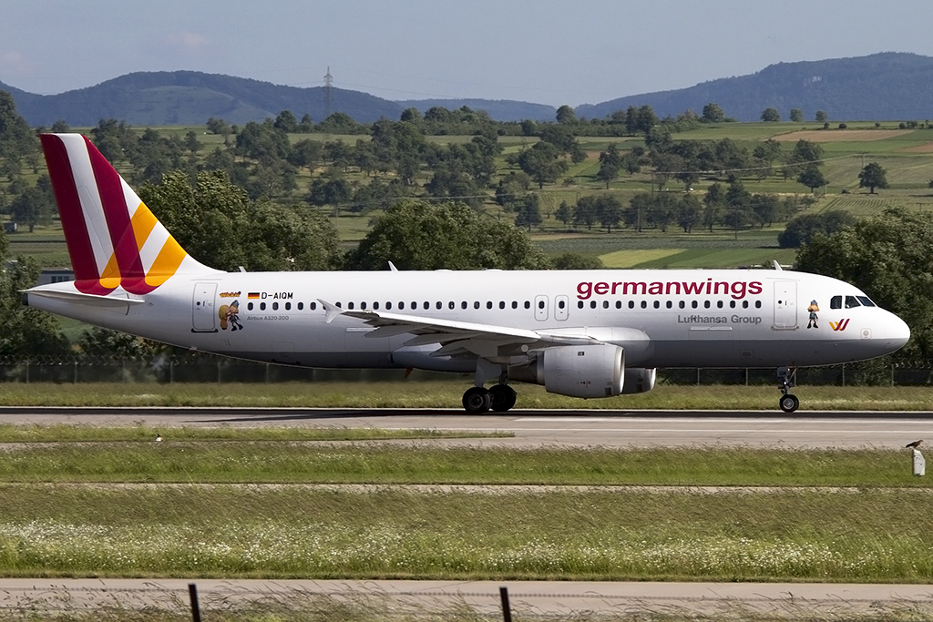 Germanwings, D-AIQM, Airbus, A320-211, 02.06.2015, STR, Stuttgart, Germany 


