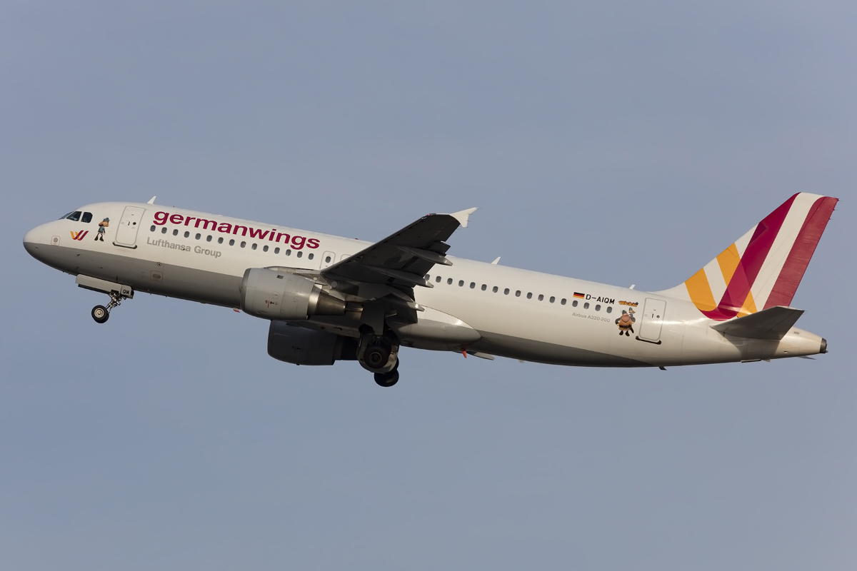 Germanwings, D-AIQM, Airbus, A320-211, 11.12.2015, STR, Stuttgart, Germany



