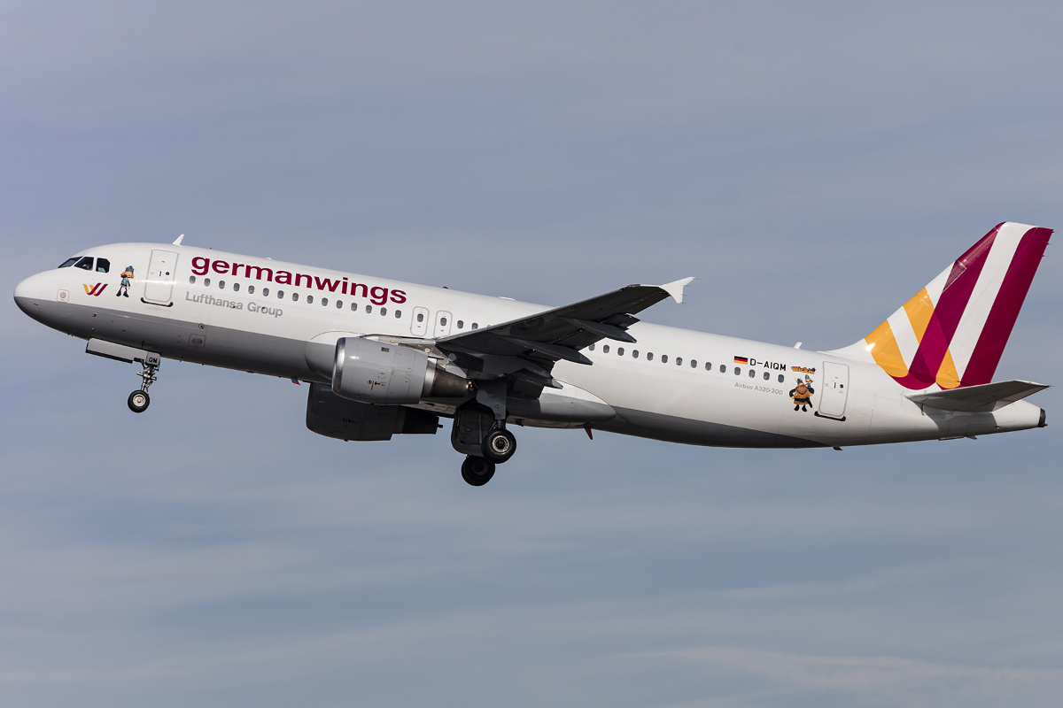 Germanwings, D-AIQM, Airbus, A320-211, 24.10.2015, STR, Stuttgart, Germany 




