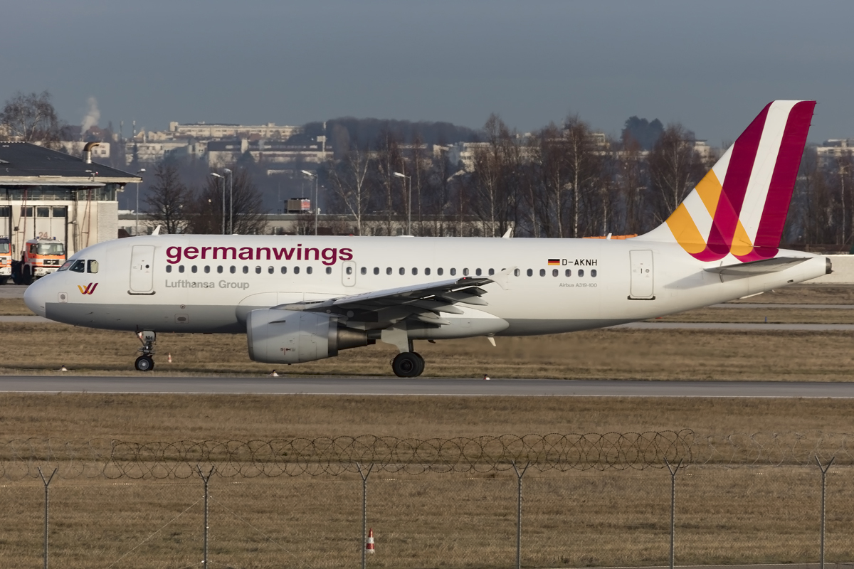 Germanwings, D-AKNH, Airbus, A319-112, 11.12.2015, STR, Stuttgart, Germany
