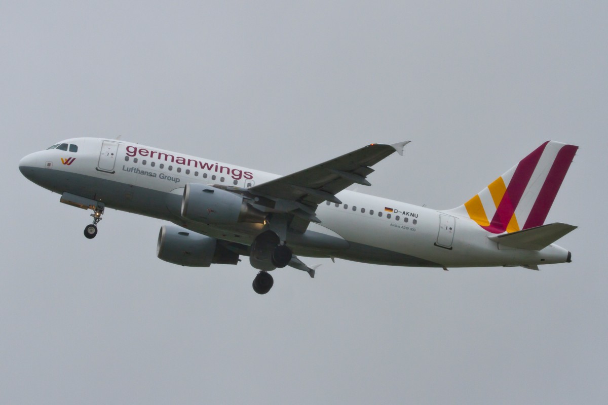 Germanwings, D-AKNU, Airbus, A 319-100 (neue GW-Lkrg.), 12.09.2014, STR-EDDS, Stuttgart, Germany 