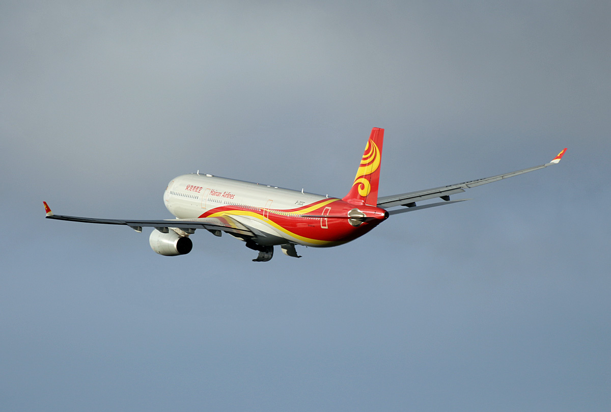Hainan Airlines, Airbus A 330-343, B303C, BER, 26.11.2023