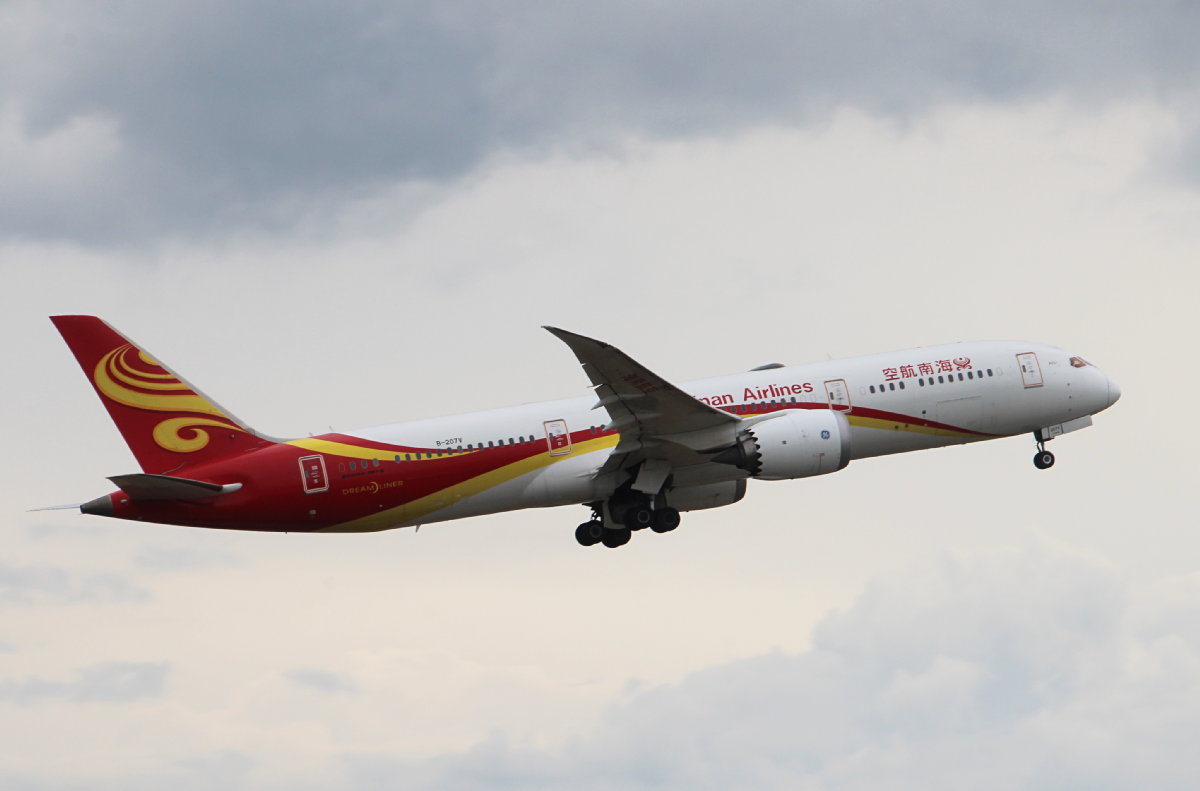 Hainan Airlines, Boeing B 787-9 Dreamliner, B-207V, BER, 10.06.2026