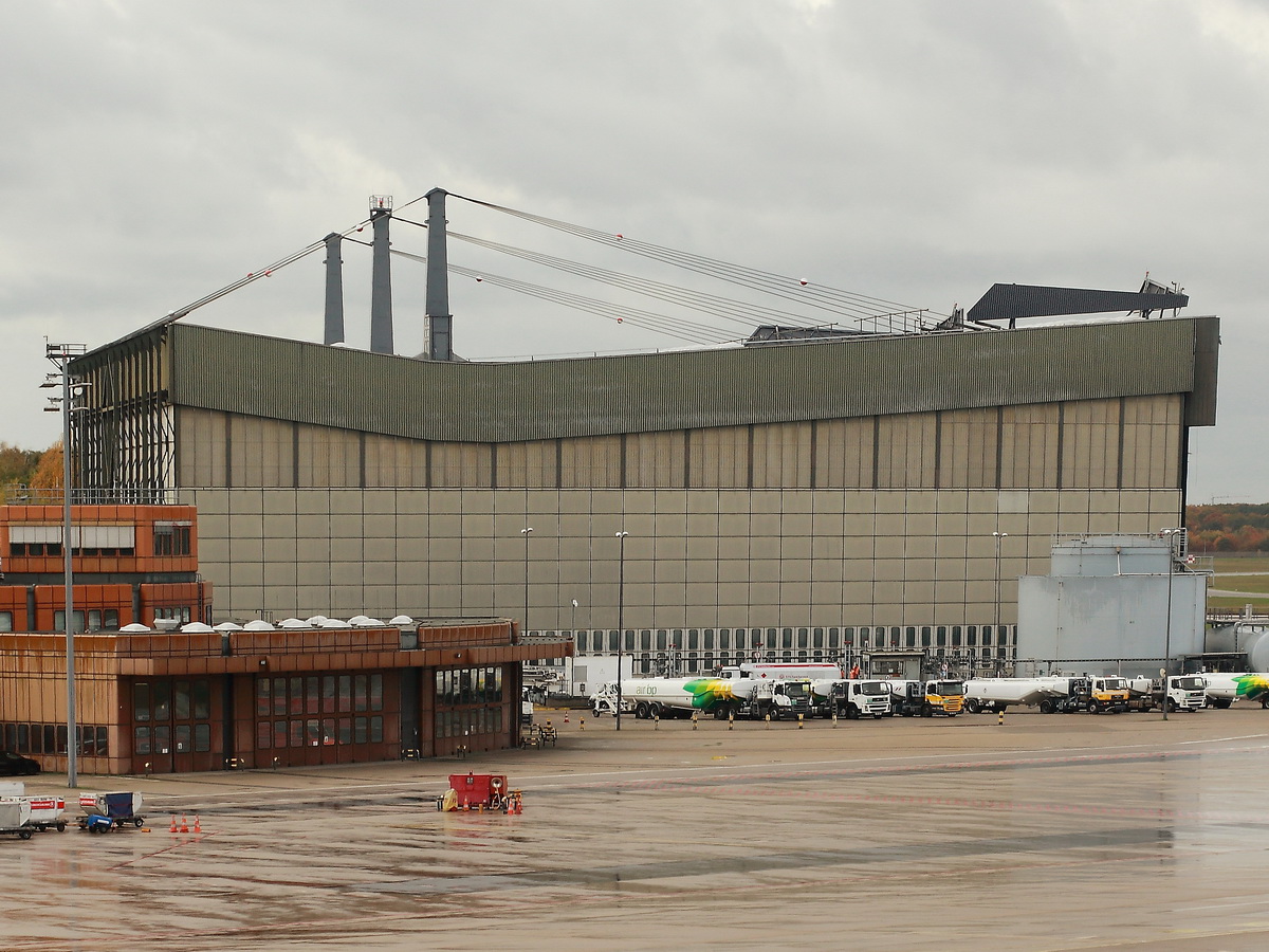 Hangar der Lufhansa gesehen am 29. Oktober 2020 in TXL.