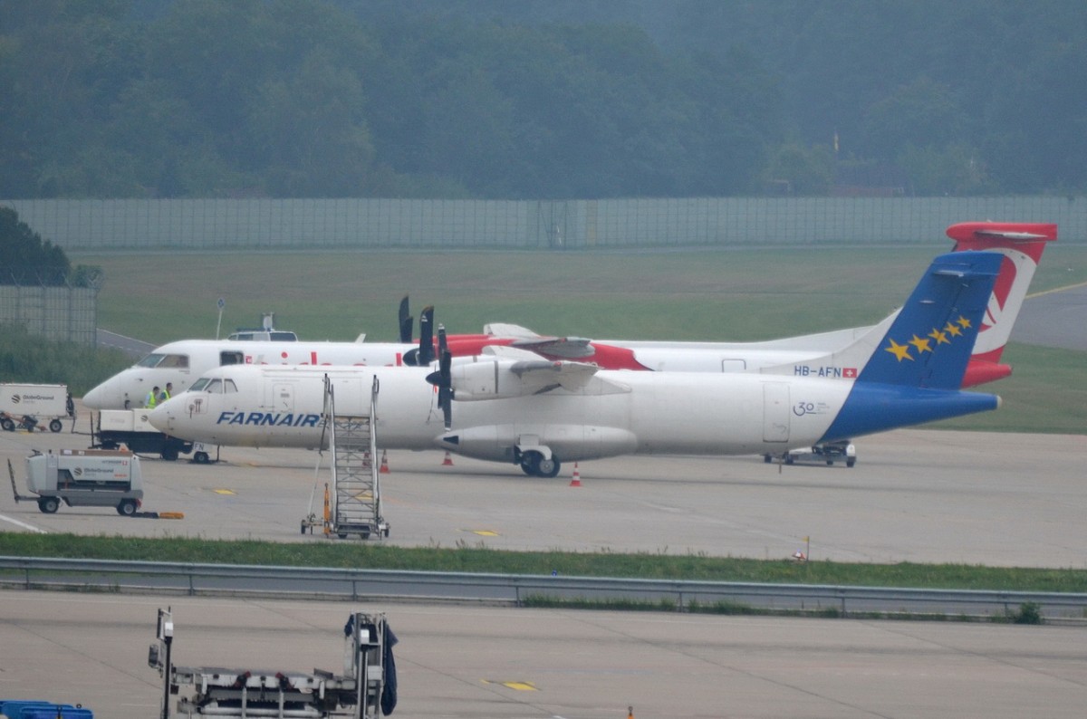 HB-AFN Farnair Schweiz ATR 72-202F    in Tegel geparkt  30.07.2014