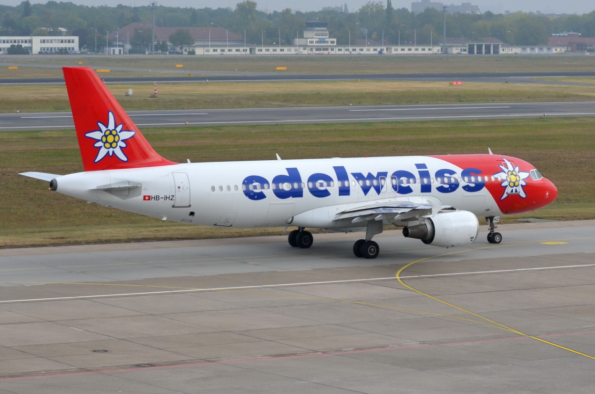 HB-IHZ Edelweiss Air Airbus A320-214    zum Start am 08.09.2014 in Tegel
