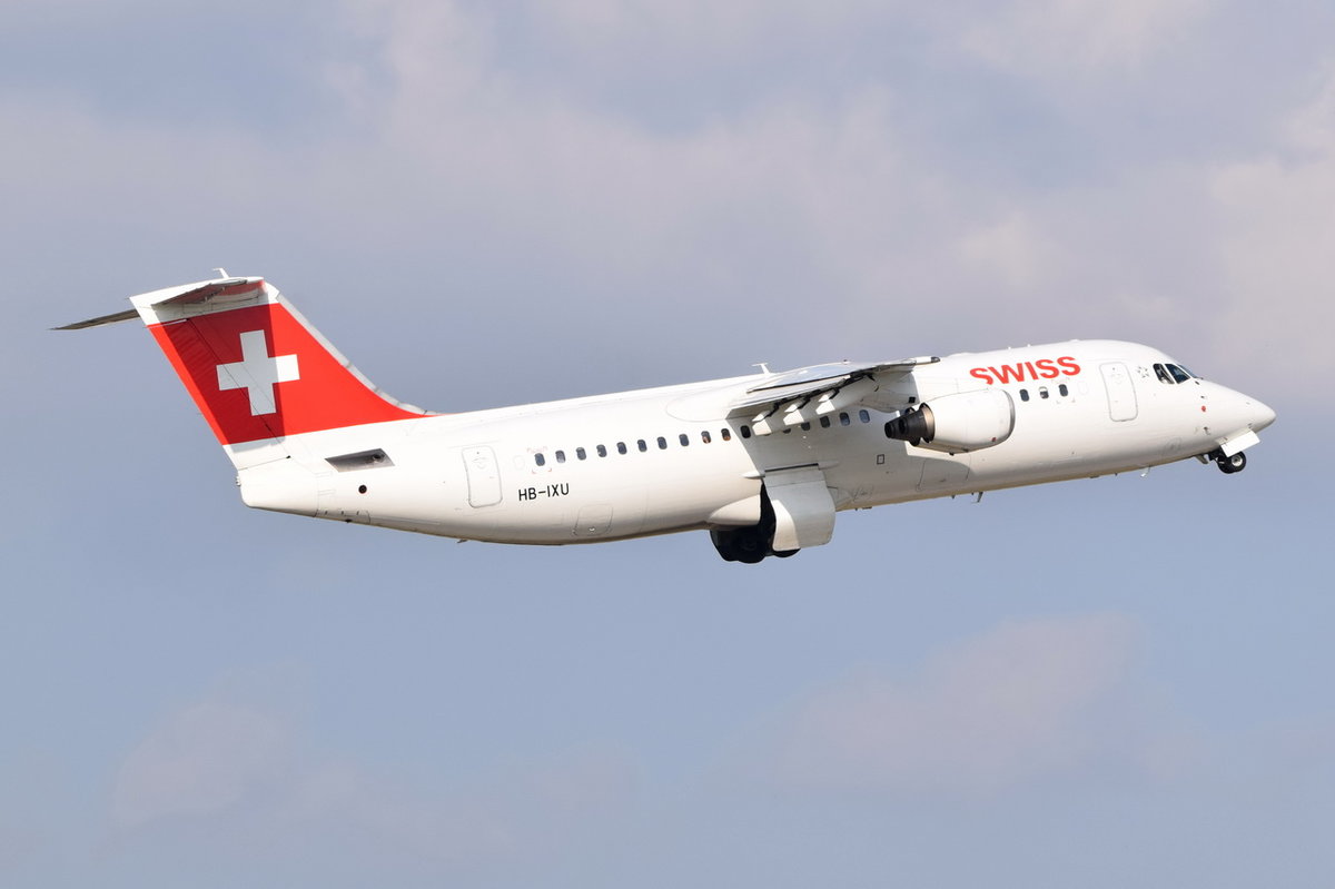HB-IXU Swiss British Aerospace Avro RJ100   , MUC , 16.10.2016