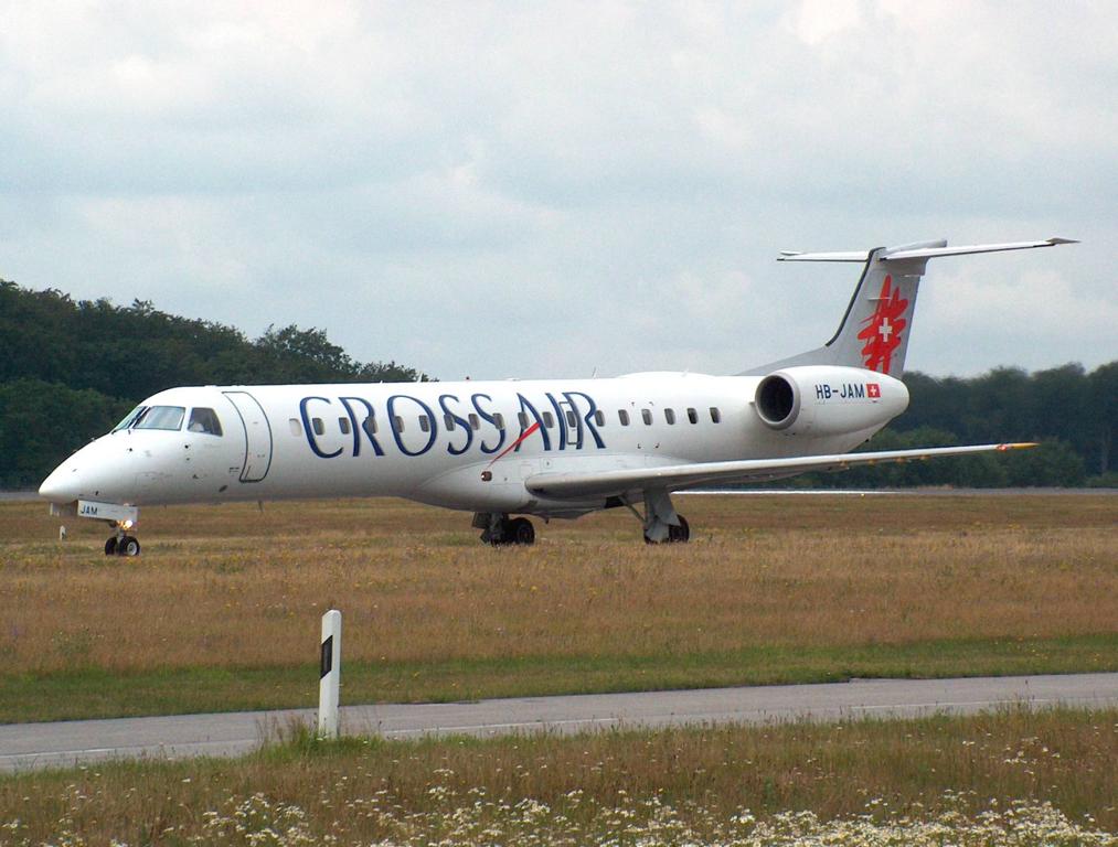 HB-JAM, Embraer ERJ-145 von Crossair in Luxembourg