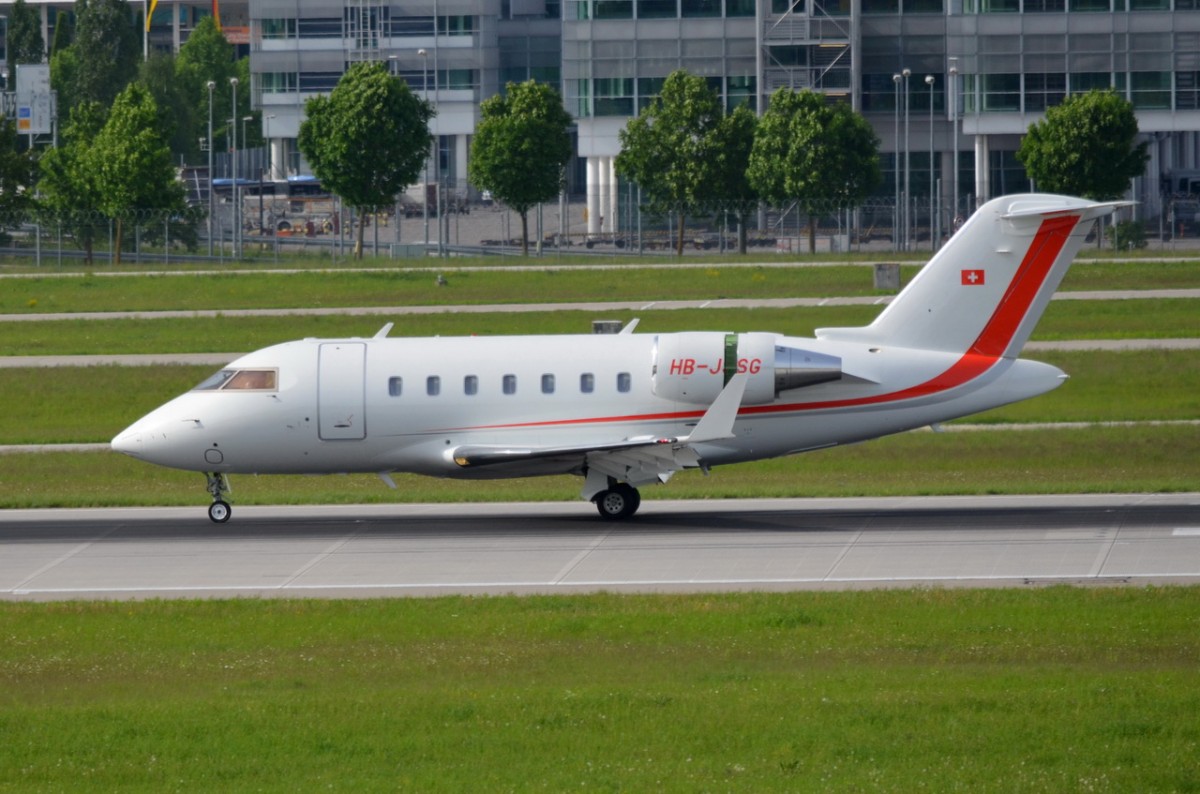 HB-JSG Private Canadair CL-600-2B16 Challenger 605  in München vor dem Start  12.05.2015