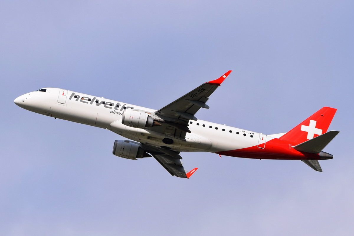 HB-JVN Helvetic Airways Embraer ERJ-190LR (ERJ-190-100 LR)  , MUC , 07.10.2017