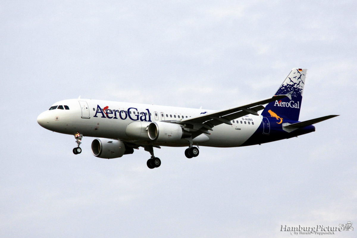 HC-CJW (D-AUBG) - AeroGal Ecuador - Airbus A320-214 - Testflug 
am 30.10.2010...
