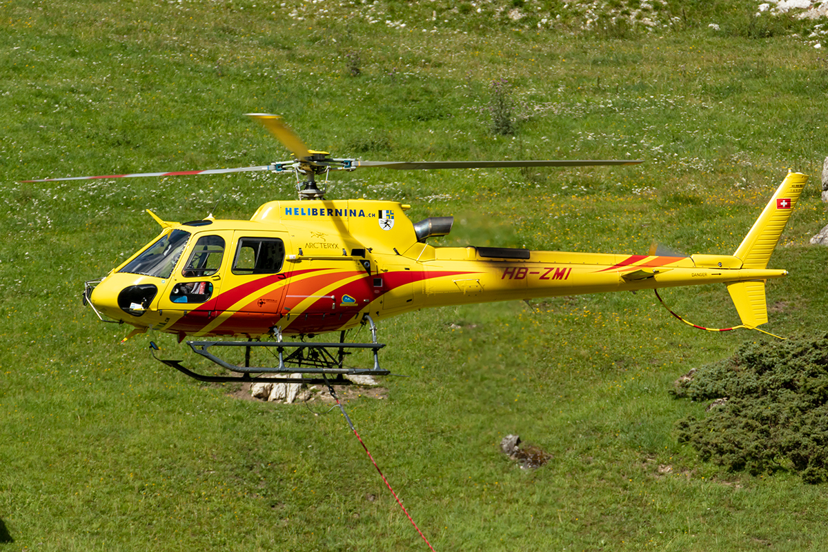 Helm Bernina, HB-ZMI, Eurocopter, AS-350B3, 25.08.2020, Bergün, Switzerland