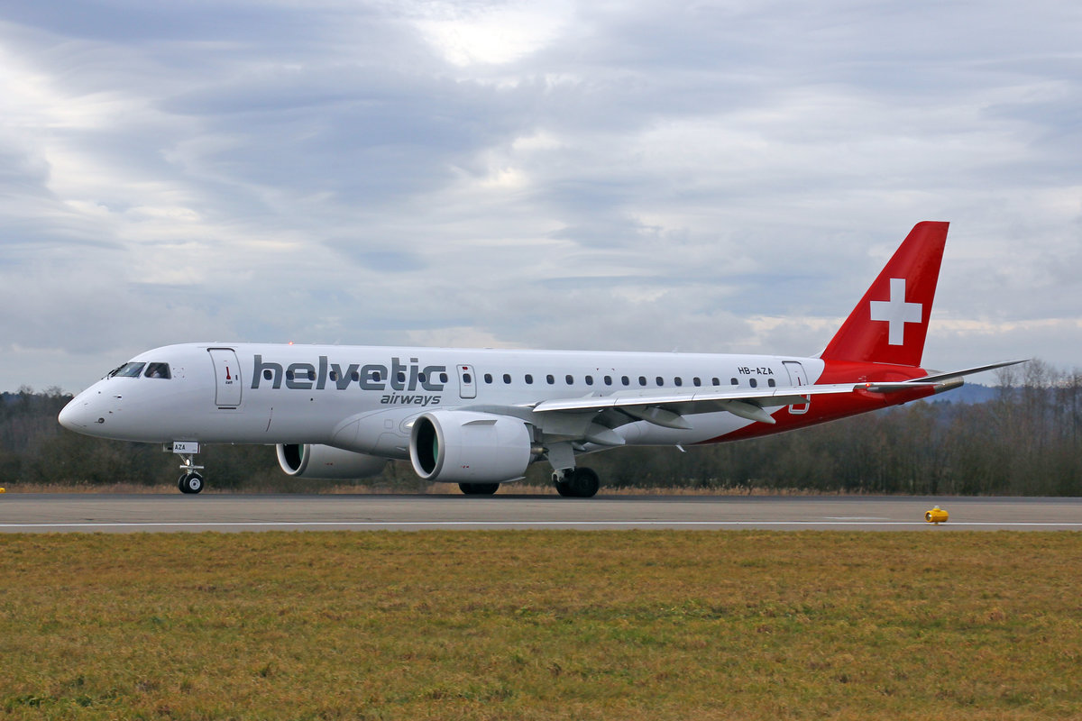 Helvetic Airways, HB-AZA, Embraer 190-E2, msn: 19020022, 01.Februar 2020, ZRH Zürich, Switzerland.