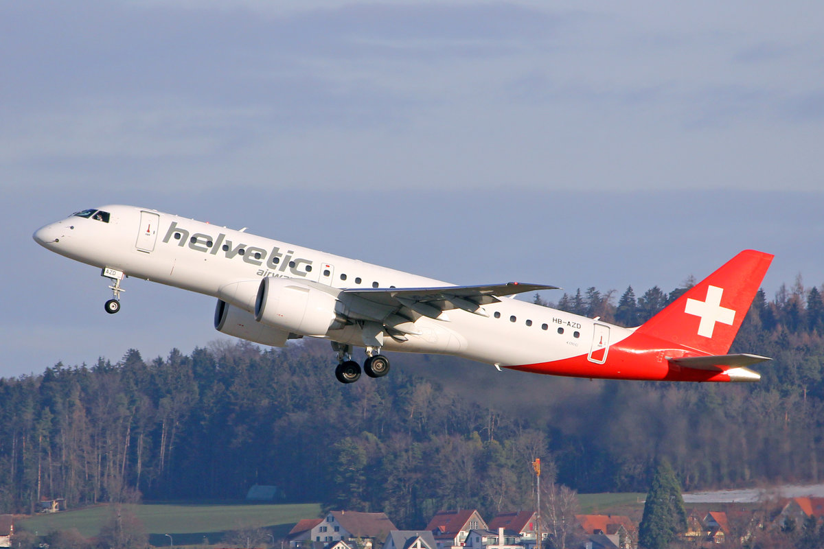 Helvetic Airways, HB-AZD, Embraer E190-E2, msn: 19020031, 26.Dezember 2020, ZRH Zürich, Switzerland.