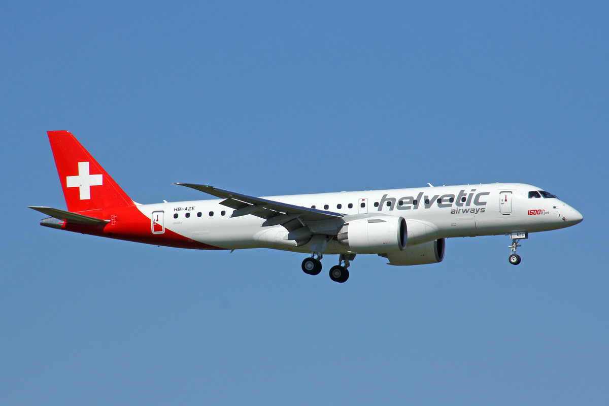 Helvetic Airways, HB-AZE, Embraer 190-E2, msn: 19020038,  1600th e-jet , 21.August 2020, ZRH Zürich, Switzerland.