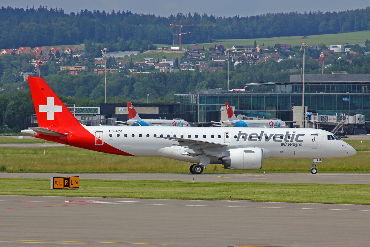 Helvetic Airways, HB-AZG, Embraer E190-E2, msn: 19020036, 12.Juni 2021, ZRH Zürich, Switzerland.