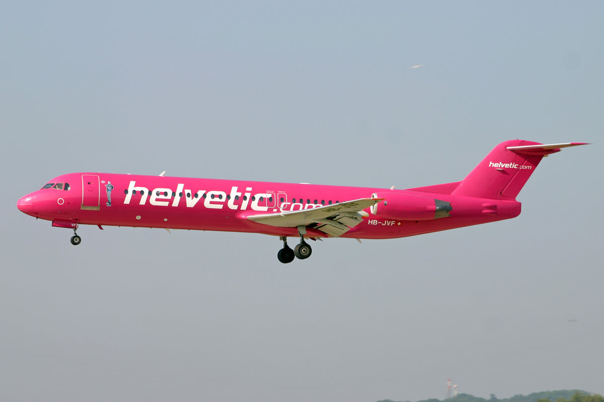 Helvetic Airways, HB-JVF, Fokker 100, msn: 11466, 31.August 2005, ZRH Zürich, Switzerland.