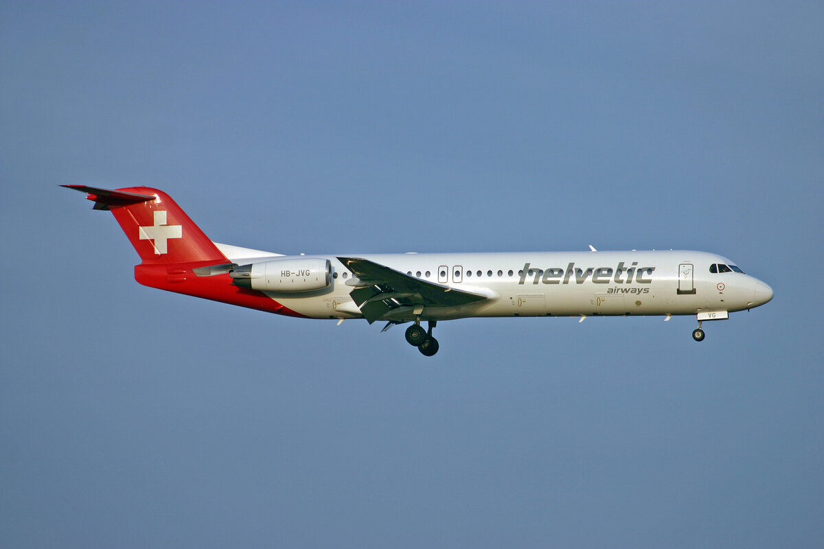 Helvetic Airways, HB-JVG, Fokker 100, msn: 11478, 06.September 2008, ZRH Zürich, Switzerland.